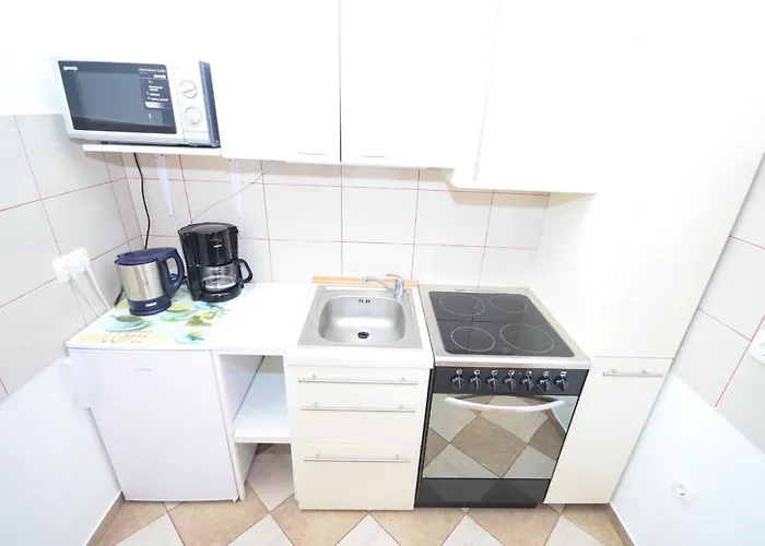 아파트 With Parking Space - Kozjak, - 18556 *