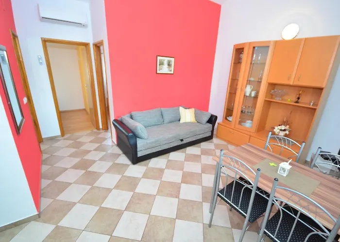 With Parking Space - Kozjak, - 18556 아파트 비르
